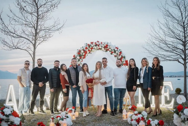 ana-marija-mu-kazha-da-na-sakaniot-na-bregot-na-ohridskoto-ezero-koga-klekna-se-zdrviv-me-sovlada-trema-11.jpg