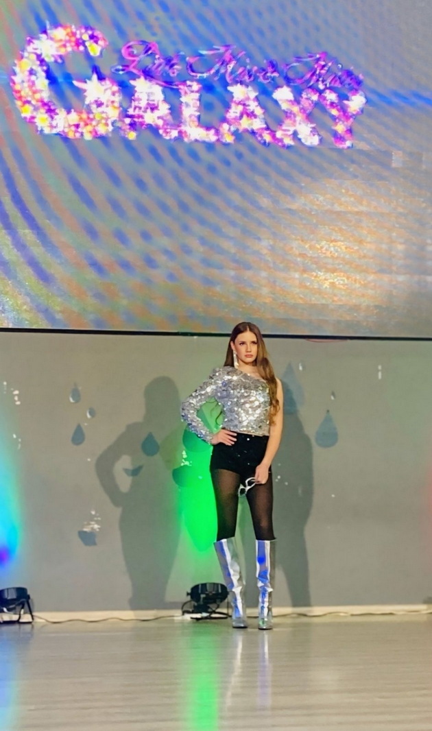 apsoluten-triumf-na-devojkite-od-modnoto-studio-crnokrak-na-miss-model-teen-galaxy-2026-11.jpg