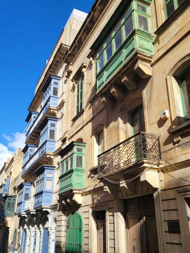 bev-na-malta-so-povraten-let-od-skopje-za-50-kafe-e-2-pechiva-ima-za-0-50-centi-no-shto-ne-mi-se-dopadna-93.jpg