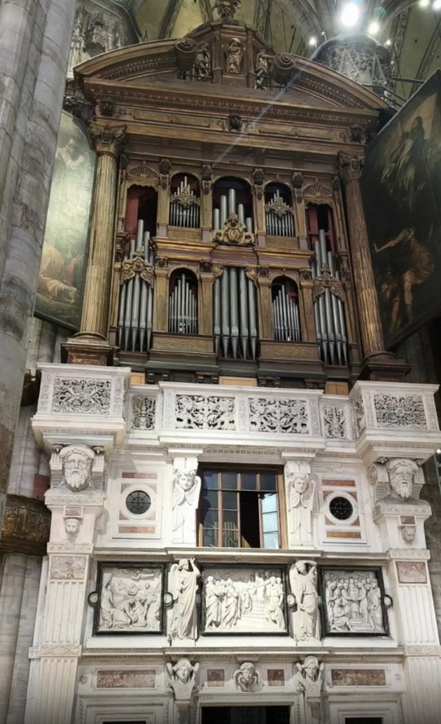 biljana-debarlieva-bleska-pokraj-soprugot-vo-milano-vlegoa-vo-duomo-uzhivaa-vo-proshetki-niz-gradot-foto-07.jpg