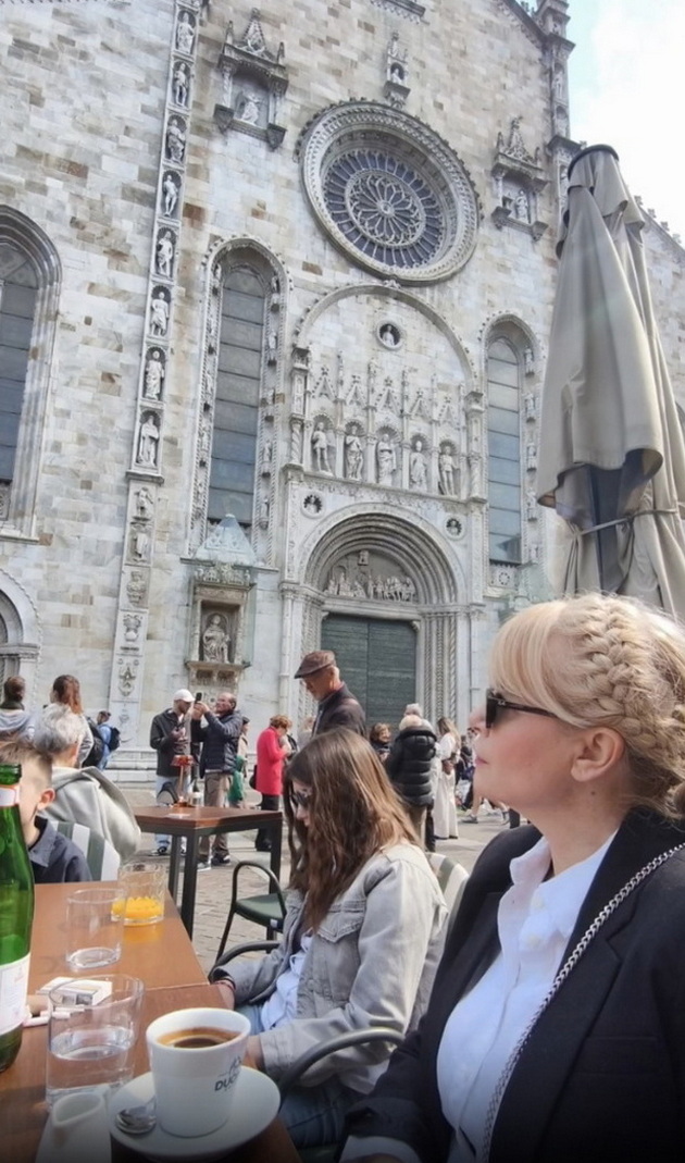 biljana-debarlieva-bleska-pokraj-soprugot-vo-milano-vlegoa-vo-duomo-uzhivaa-vo-proshetki-niz-gradot-foto-26.jpg