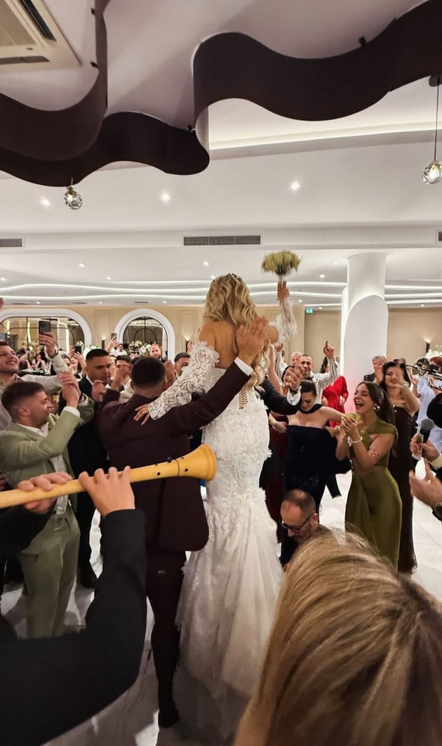 se-omazhi-modnata-influenserka-stefanija-krzheska-bleska-vo-venchanica-od-tantela-golema-svadba-vo-bitola-05.jpg
