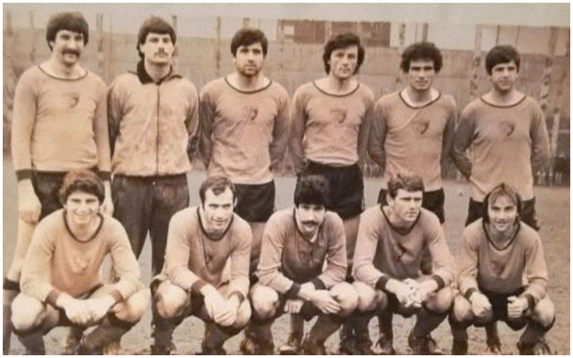 promocija-na-biografskata-kniga-fudbal-pod-senka-za-legendarniot-fudbaler-vasil-ringov-03.jpg