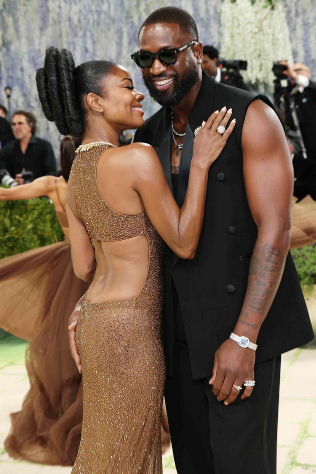 najmokjnite-i-najvljubeni-parovi-na-met-gala-2026-bijonse-i-djej-zi-izdominiraa-foto-10_2.jpg