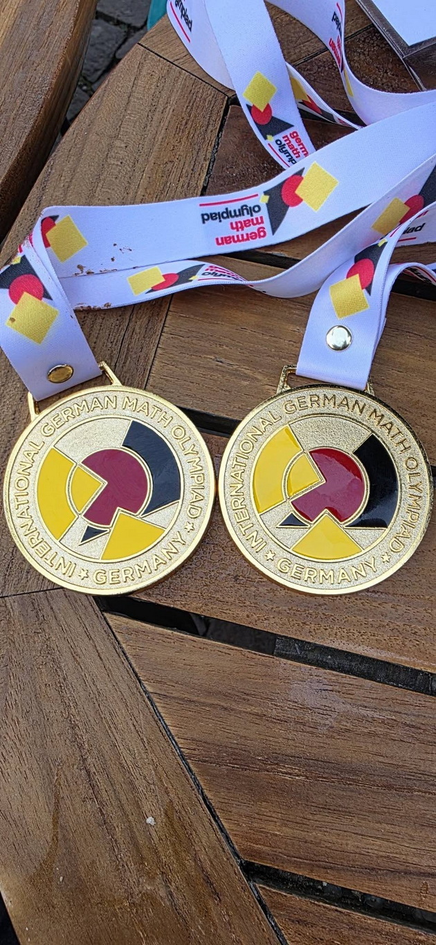 nasha-gordost-genijalecot-makedon-od-tetovo-osvoi-dve-zlata-na-matematichka-olimpijada-vo-germanija-07.jpg