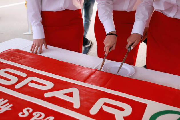 spar-go-otvori-prviot-interspar-market-vo-makedonija-i-oficijalno-vleze-na-domashniot-pazar-06.jpg