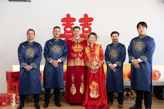 tomica-od-bogdanci-beshe-na-svadba-kaj-najdobriot-drugar-vo-kina-pominavme-10-000km-imashe-tradicii-denot-ni-pochna-vo-5-nautro-39.jpg