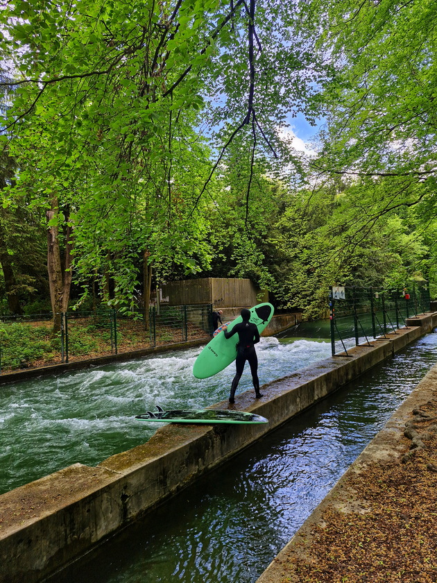 bev-vo-minhen-a-go-posetiv-i-najubaviot-zamok-vo-evropa-bavarija-e-kako-od-bajkite-letav-od-skopje-do-memingen-10.jpg