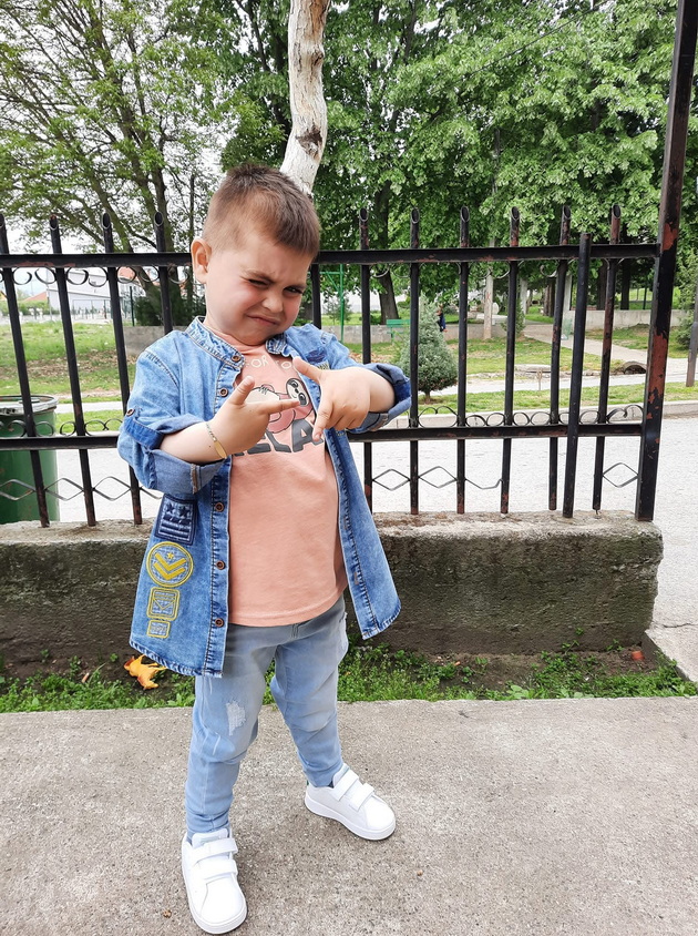 lile-mikova-majka-heroj-na-1-godina-mu-donirav-del-od-mojot-crn-drob-na-sin-mi-samo-sakav-da-go-spasam-04.jpeg