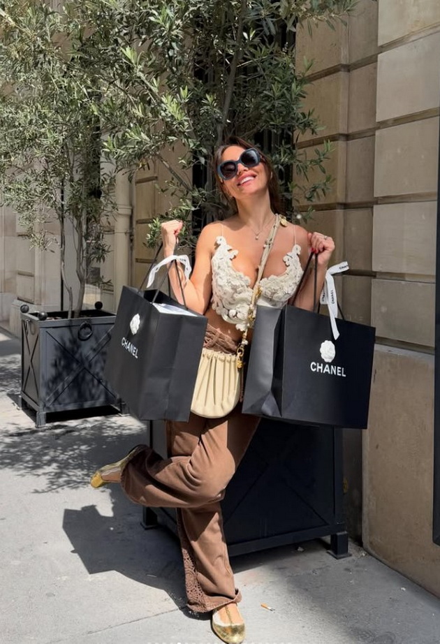 ljupka-mitrova-se-gushka-so-soprugot-vo-pariz-i-se-fali-so-shopingot-od-chanel-na-prvata-godishnina-od-brak-23.jpg