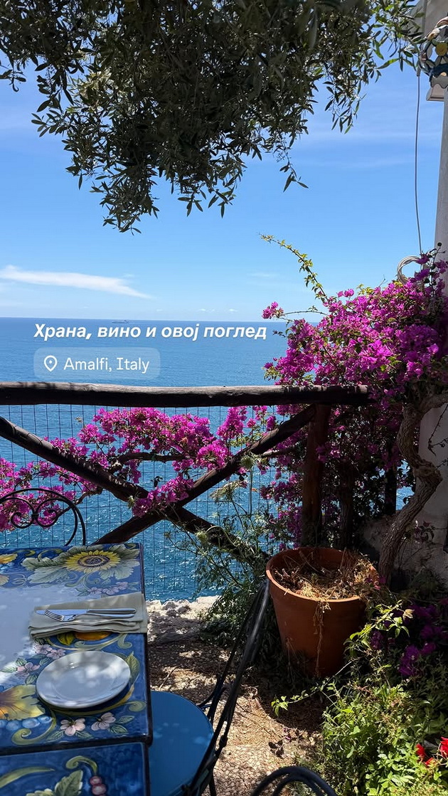 maja-kikiritkova-e-razocharana-od-amalfi-i-positano-guzhvi-sladoled-so-limon-e-20-evra-i-60-evra-zavrshija-vo-kanta-15.jpg