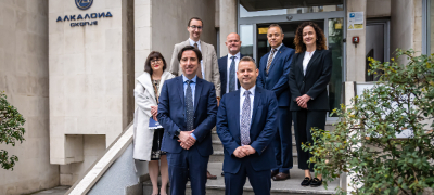 britanskiot-ambasador-vo-oficijalna-rabotna-poseta-na-alkaloid-povekje.jpg