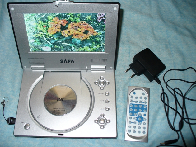 elektronski-uredi-za-koi-davavme-celo-bogatstvo-no-sega-samo-sobiraat-prashina-05.JPG