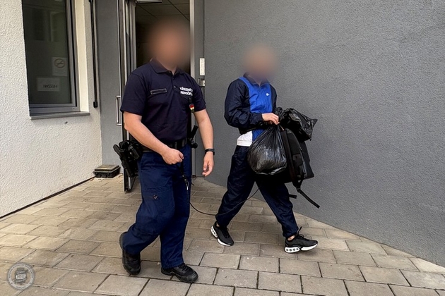filmsko-apsenje-vo-budimpeshta-mazh-ukral-kartichka-na-dzhoni-dep-i-potroshil-nad-polovina-milion-dolari-akterot-ne-ni-zabelezhal-08.JPG