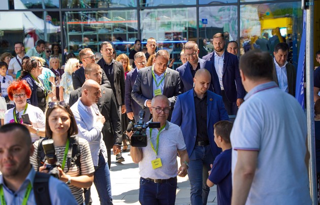 grandiozno-otvoren-mega-shoping-park-vo-gevgelija-06.jpg