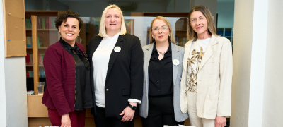 kulturen-nastan-vo-kochani-sestrite-m-r-gordana-trajanovska-koleva-i-m-r-liljana-trajanovska-velkova-gi-promoviraa-svoite-novi-knigi-povekje.jpg