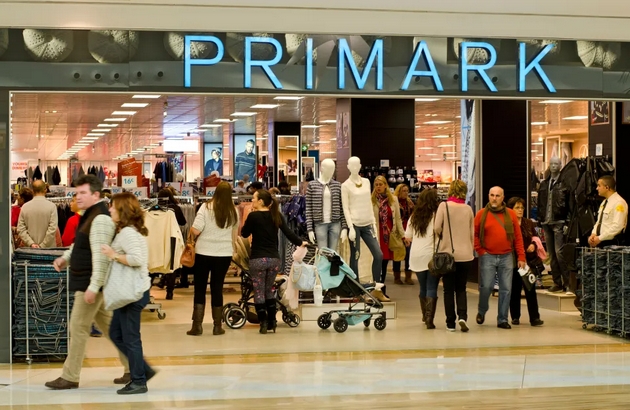 rabotela-kako-prodavachka-dodeka-studirala-koja-e-skromnata-i-bogata-naslednichka-na-primark-05.JPG