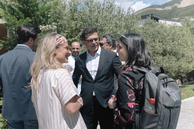 visoki-vladini-pretstavnici-od-albanija-vo-poseta-na-snimanjeto-na-the-founder-games-vo-valona-04.JPG