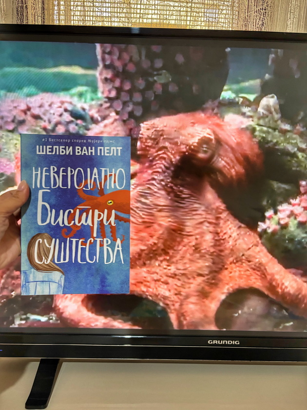 aleksandra-od-skopje-ima-biblioteka-od-600-knigi-obozhava-dela-od-domashni-avtori-koi-5-i-se-omileni-11.jpeg