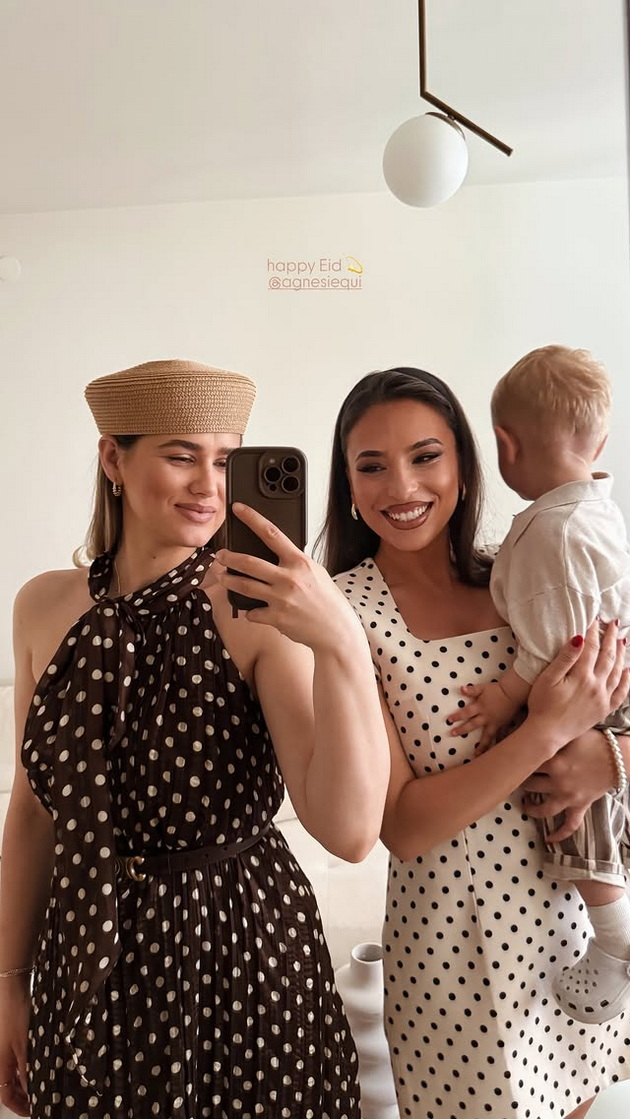 aleksandra-shijakoska-go-proslavi-kurban-bajram-so-semejstvoto-zaljubeno-go-gleda-soprugot-izdominira-vo-eleganten-autfit-03.jpg