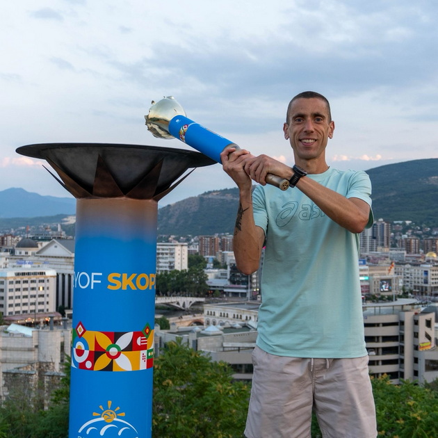dario-ivanovski-na-18-godini-pobediv-na-trka-vo-kichevo-i-osvoiv-bik-go-prodadov-za-da-si-kupam-avtomobil-08.jpg