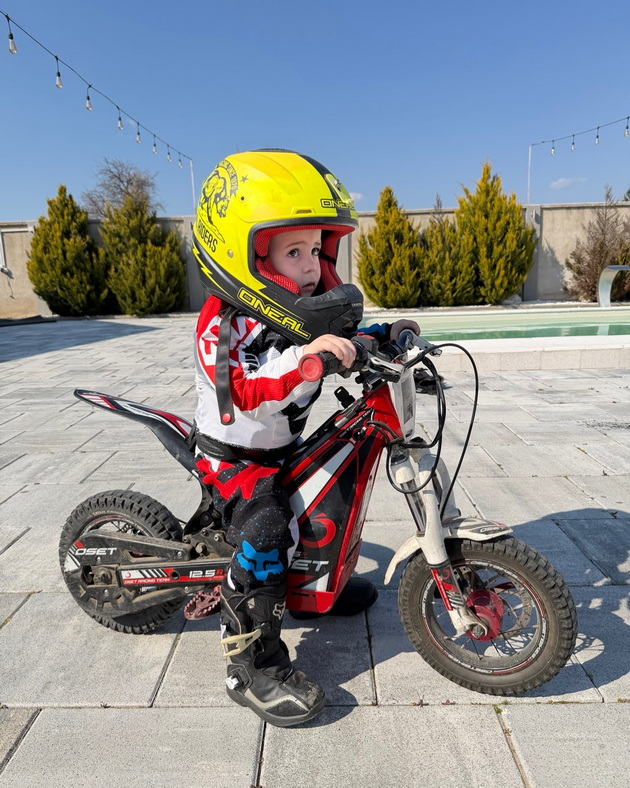 petar-mijalkov-nash-moto-shampion-pri-pad-skrshiv-shaka-i-imav-operacija-na-nogata-po-4-dena-otidov-da-vozam-trka-10.jpg