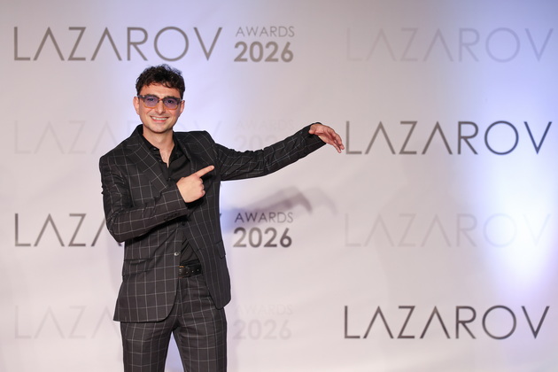 bev-na-lazarov-nagradi-2026-tamara-todevska-glamurozna-igor-djambazov-i-peeshe-na-mia-kostova-16.jpg