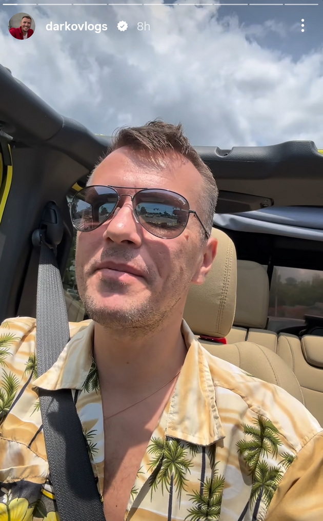 darko-vlogs-srekjen-so-soprugata-na-plazha-vo-severna-karolina-slika-napis-isus-pa-gleda-ognomet-14.jpg