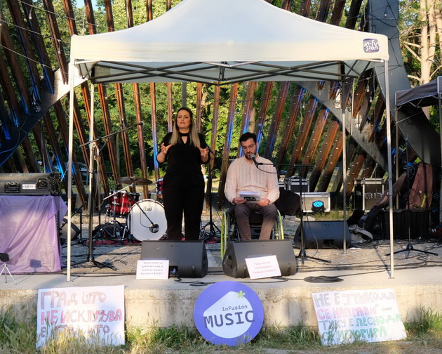 gradskiot-park-vtor-vikend-po-red-pulsirashe-vo-ritamot-na-5-infjuzhn-festival-prokredit-banka-so-priznanie-shampion-na-inkluzija-za-2025-06.jpg