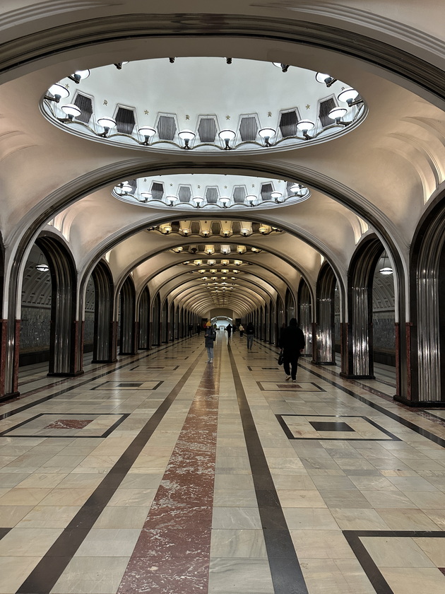 katerina-spasova-za-patuvanjeto-vo-rusija-metroto-vo-moskva-lichi-na-palata-letav-preku-istanbul-a-cenite-bea-podostapni-od-shto-mislev-20.JPG