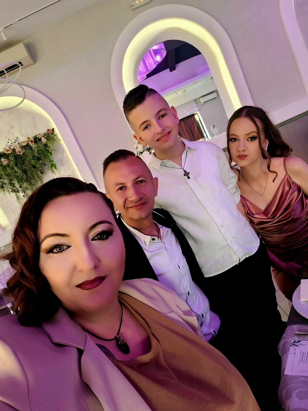 makedonka-proslavi-23-godini-brak-brakot-ne-e-bajka-toj-e-borba-autizam-soochuvanje-so-najteshki-zhivotni-iskushenija-03.jpg