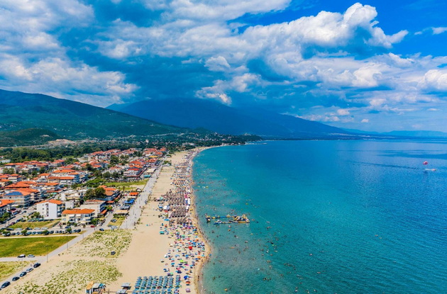 poevtino-od-makedonija-vo-koe-grchko-letuvalishte-kje-si-kupite-praski-i-kajsii-za-30-denari-kilogram-18.jpg