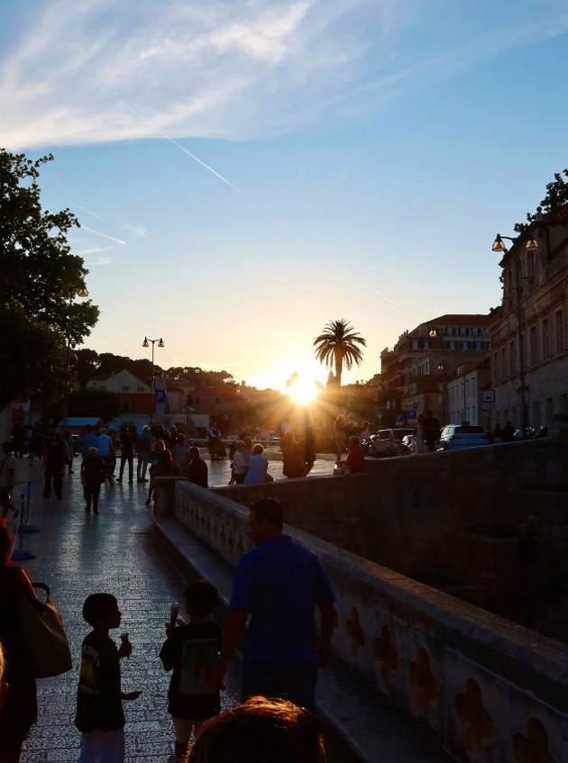 sandra-kirkov-za-patuvanjeto-vo-dubrovnik-kade-studirala-kade-i-da-zalutash-kje-zavrshish-na-ubavo-mesto-11.jpg