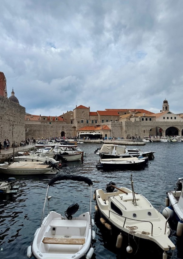 sandra-kirkov-za-patuvanjeto-vo-dubrovnik-kade-studirala-kade-i-da-zalutash-kje-zavrshish-na-ubavo-mesto-13.jpg