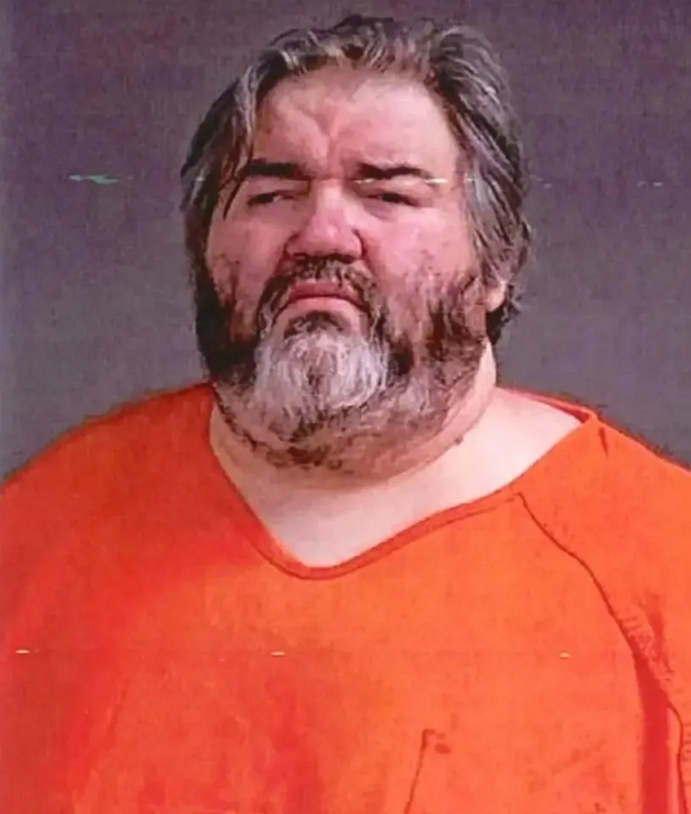 dete-vo-amerika-pochinalo-od-belina-na-7-godini-imalo-115-kg-roditelite-se-obvineti-za-ubistvo-03.JPG