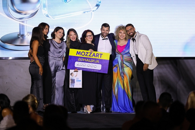 lazarov-awards-2026-ispisha-ushte-edna-uspeshna-prikazna-priznanija-za-najdobrite-i-nov-pochetok-za-edno-semejstvo-8.JPG