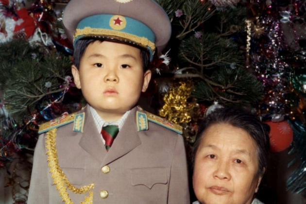 ludiot-atentat-na-bratot-na-kim-dzhong-un-zheni-go-namachkale-so-otrov-bez-da-znaat-deka-se-najmeni-za-ubistvo-04.JPG