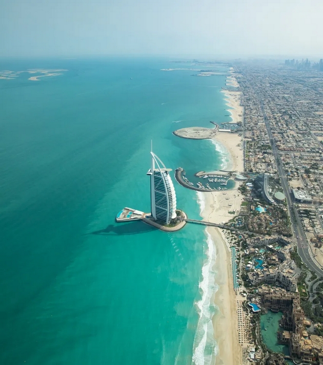mazh-mi-18-godini-e-zaglaven-vo-najstrashniot-zatvor-vo-dubai-uslovite-se-uzhasni-imashe-i-tuberkuloza-03.JPG