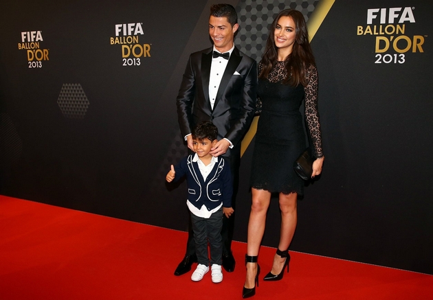 se-chuvstvuvala-kako-grda-zhena-so-nego-toj-dobi-dete-od-druga-koga-bea-zaedno-detali-za-vrskata-na-kristijano-ronaldo-i-irina-shajk-05.JPG