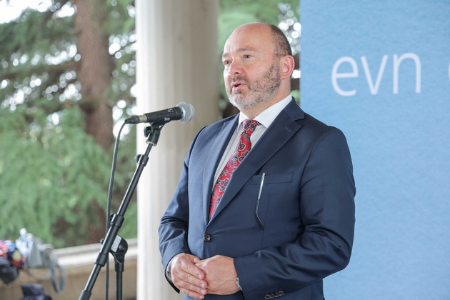 umetnichkata-kolekcija-na-evn-od-avstrija-odbelezhuva-30-godishen-jubilej-so-avtentichna-izlozhba-vo-skopje-04.JPG