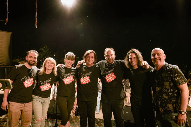 leten-koncert-na-muzichkoto-uchilishte-enterprajz-29-benda-120-uchenici-i-mokjna-rok-programa-na-we-will-rock-you-03.jpg