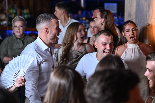 martinijan-kirilovski-i-sakanata-lara-napravija-veridba-vo-kumanovo-svadbata-ja-zakazhavme-za-4-septemvri-2027-17.jpg