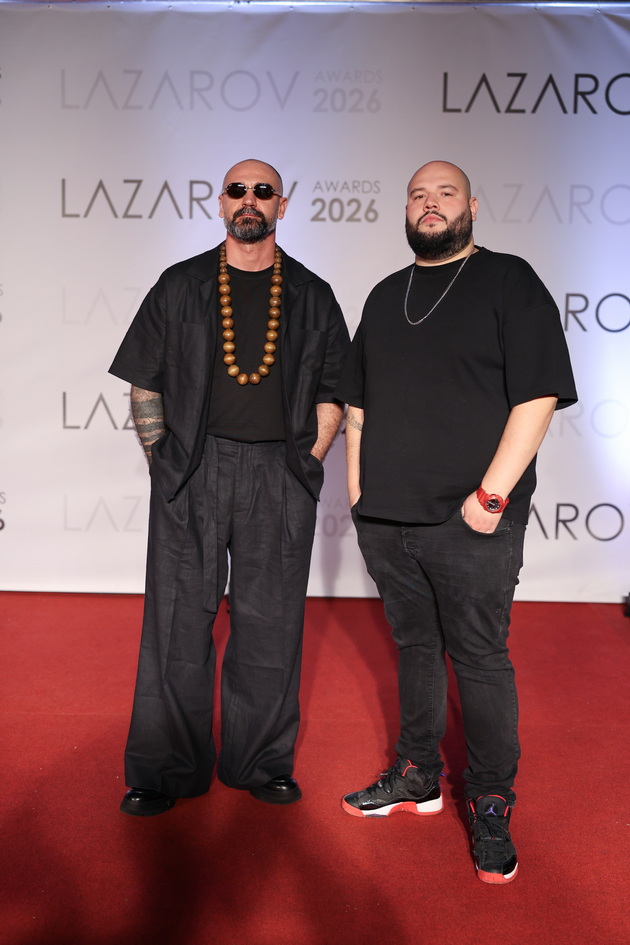 shto-oblekoa-gostite-na-vtorite-lazarov-nagradi-vo-skopje-foto-42_copy.jpg
