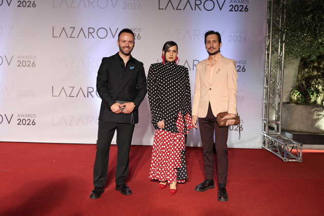 shto-oblekoa-gostite-na-vtorite-lazarov-nagradi-vo-skopje-foto-70_copy.jpg