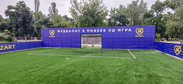 mozzart-i-godinava-ja-prodolzuva-misijata-fudbalot-e-povekje-od-igra-bitola-dobiva-nov-mini-pich-teren.jpg