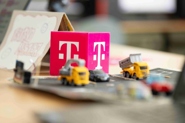 telekom-vleguva-vo-partnrstvo-so-ministerstvoto-za-digitalna-transformacija-i-britanskiot-sovet-za-ucilista-na-21-vek-01.jpg