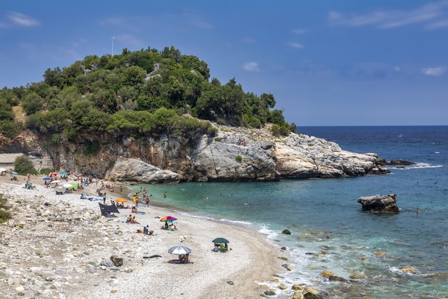 top-7-najubavi-plazhi-na-polustrovot-pelion-vo-grcija-koj-stanuva-popularen-kaj-makedoncite-08.jpg