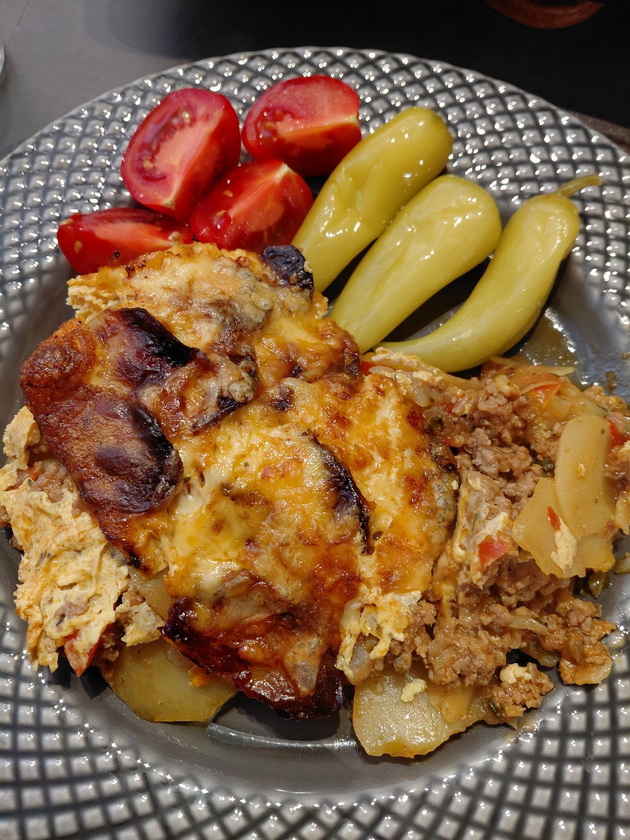 vo-kujna-so-zorka-recept-za-musaka-so-potpechen-kashkaval-06.jpg