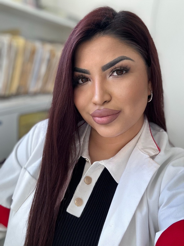 angela-stanishikj-diplomirashe-medicina-studirav-i-paralelno-rabotev-po-2-3-raboti-kako-kelnerka-sestra-crtav-karikaturi-15.jpeg