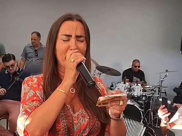 majkata-na-aleksandra-prijovikj-e-pejachka-ushte-pee-i-sobira-bakshish-iako-kjerka-i-zarabotuva-milioni-01_1.jpg